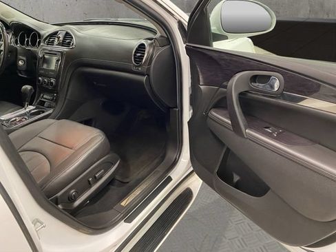 Used 2017 Buick Enclave Leather AWD/4WD image 20