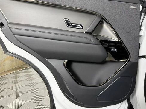 New 2025 Land Rover Range Rover Sport Dynamic SE AWD/4WD image 23