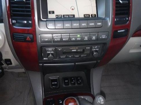 Used 2009 Lexus GX 470 AWD/4WD image 16