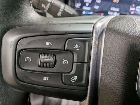 Used 2023 GMC Yukon SLT w/ SLT Premium Package AWD/4WD image 18