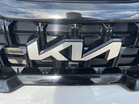 Used 2024 Kia Telluride SX X-Line image 31