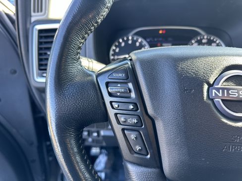 Used 2022 Nissan Frontier SV image 21