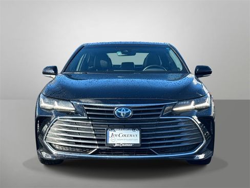 Used 2021 Toyota Avalon Limited image 24