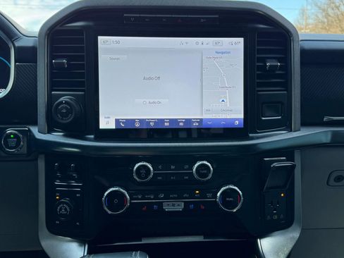 Used 2023 Ford F150 Limited image 19