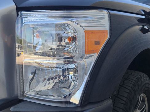 Used 2015 Ford F250 Platinum w/ FX4 Off-Road Package AWD/4WD image 10