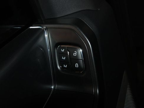 Used 2023 Ford F150 Raptor AWD/4WD image 10
