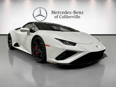 Used 2022 Lamborghini Huracan EVO RWD image 3