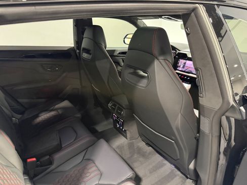 Used 2025 Lamborghini Urus SE AWD/4WD image 64
