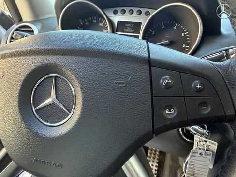 Used 2008 Mercedes-Benz ML 550 4MATIC image 24
