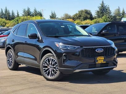 New 2025 Ford Escape SE w/ PHEV Premium Package