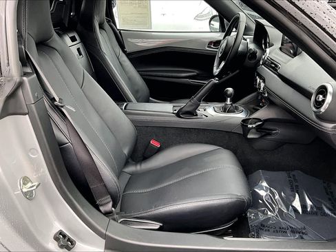 Used 2025 MAZDA MX-5 Miata Grand Touring w/ Weather Package image 7