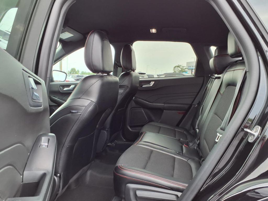 Used 2024 Ford Escape ST-Line w/ Tech Pack #1 AWD/4WD image 22