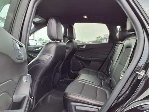 Used 2024 Ford Escape ST-Line w/ Tech Pack #1 AWD/4WD image 22