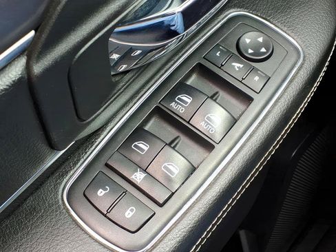 Used 2021 RAM 1500 Classic Warlock image 16