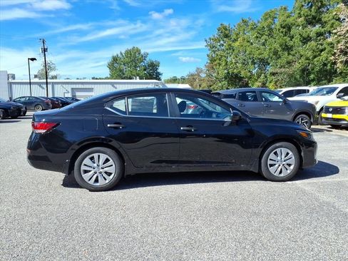 New 2025 Nissan Sentra S image 9
