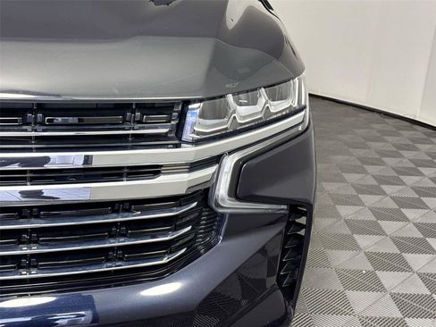 Used 2023 Chevrolet Tahoe LT w/ Luxury Package AWD/4WD image 9