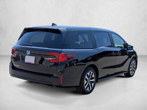 Used 2026 Honda Odyssey EX-L image 5
