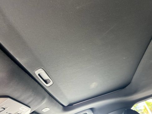 Used 2024 Toyota Highlander XSE FWD image 28