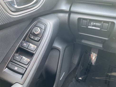 Used 2025 Subaru Crosstrek 2.5i Limited w/ Popular Package #3A image 12