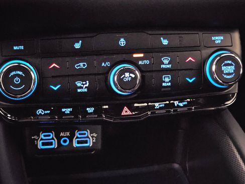 Used 2024 Dodge Durango GT w/ Trailer Tow Group IV image 22