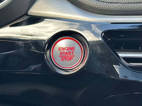 New 2026 Acura MDX SH-AWD image 26