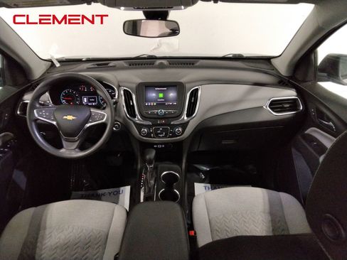 Used 2022 Chevrolet Equinox LS image 37