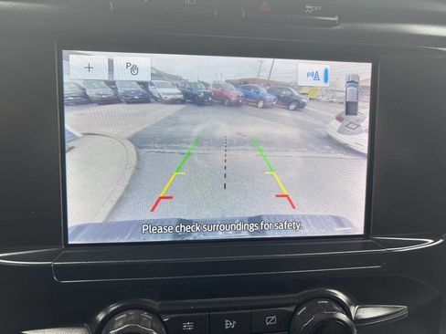 Used 2021 Ford F150 XLT image 23