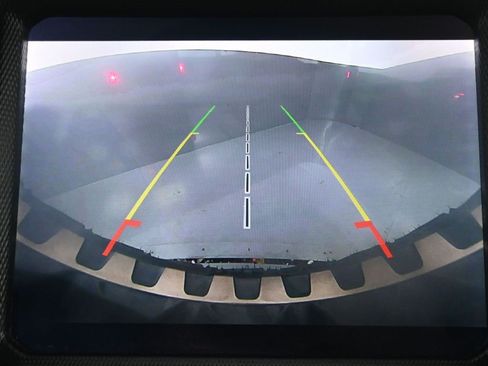 Used 2018 Jeep Wrangler Unlimited Sahara image 15