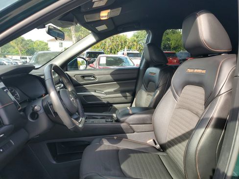 Certified 2023 Nissan Pathfinder Rock Creek image 9