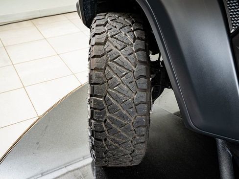 Used 2023 Jeep Wrangler Sport S image 35