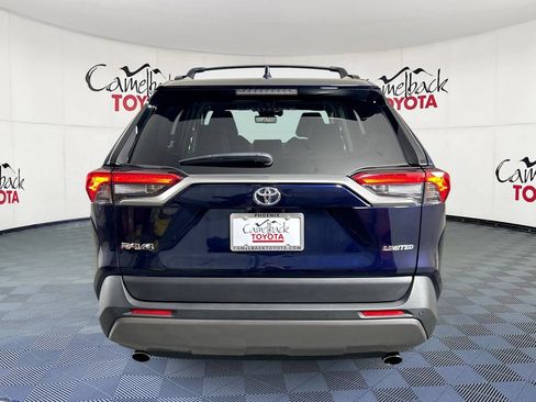 Used 2019 Toyota RAV4 Limited w/ Cold Weather Package FWD image 7