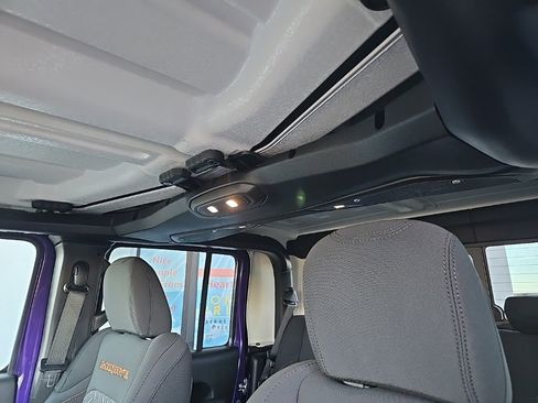 New 2026 Jeep Gladiator Mojave image 43