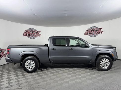 Used 2022 Nissan Frontier SV w/ Technology Package AWD/4WD image 8