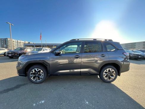 New 2026 Subaru Forester Premium image 5