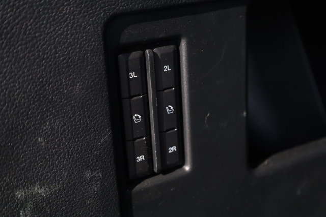 Used 2021 Ford Expedition Limited AWD/4WD image 31