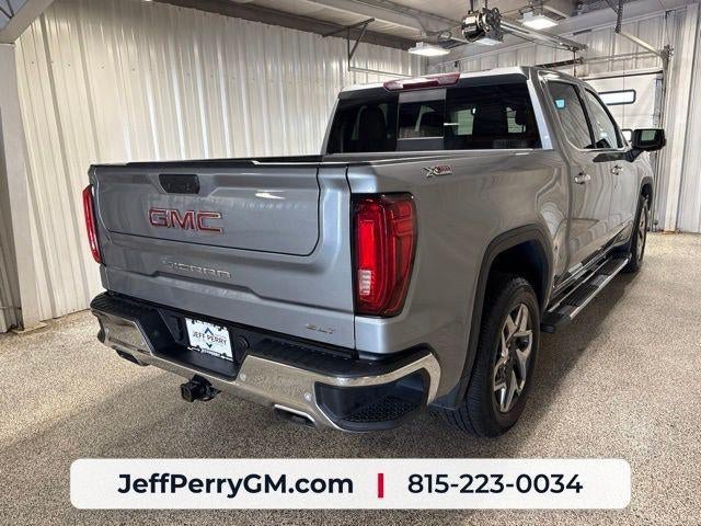 Used 2024 GMC Sierra 1500 SLT AWD/4WD image 3