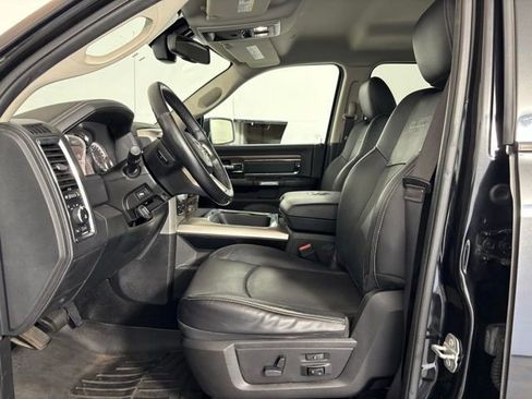 Used 2017 RAM 1500 Laramie w/ Convenience Group AWD/4WD image 11