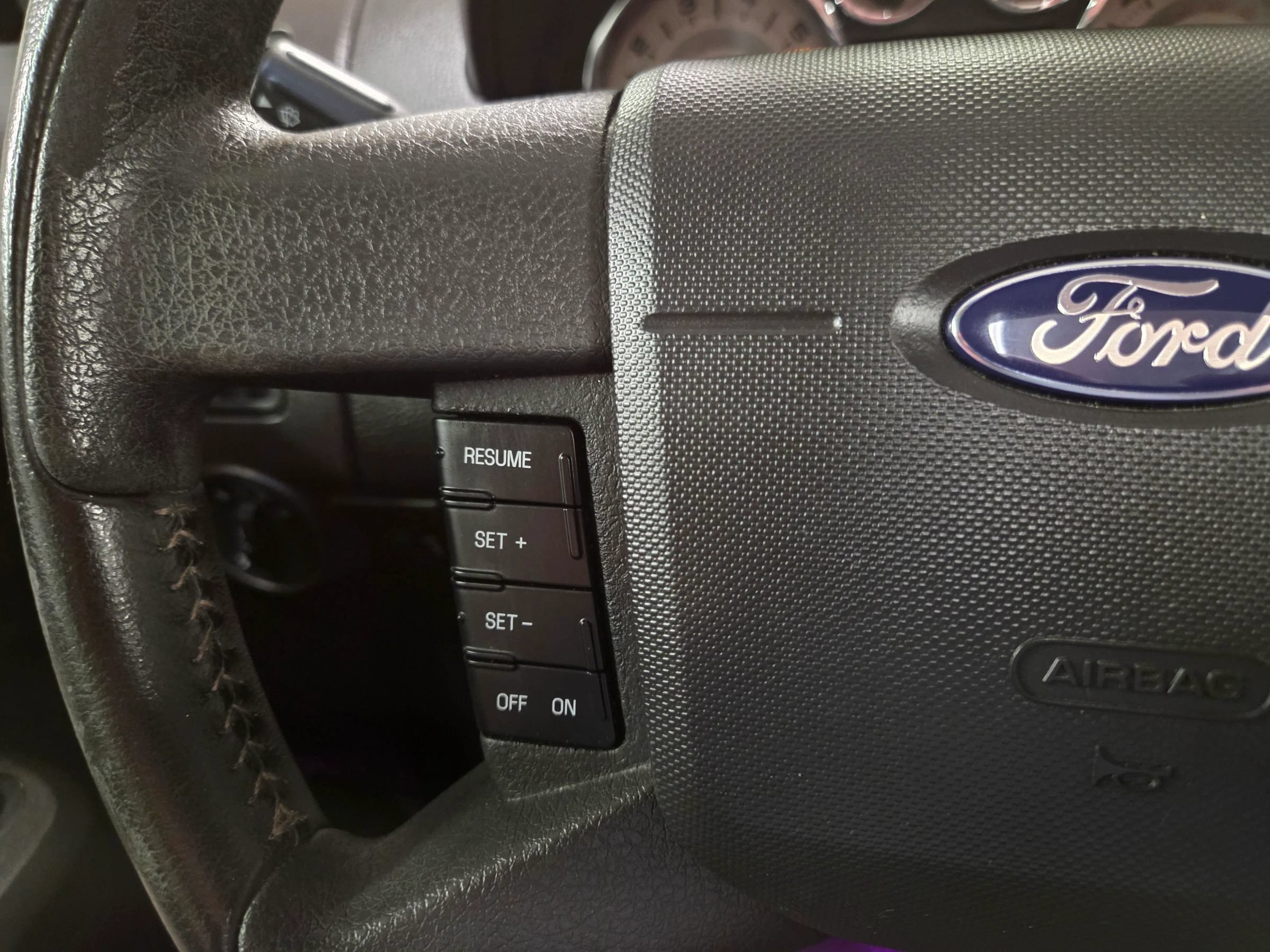 Used 2010 Ford Edge SEL FWD image 20