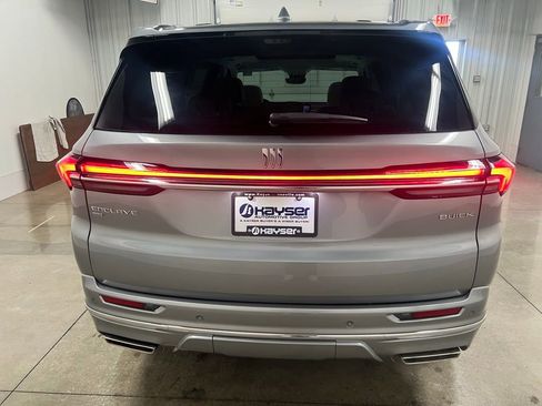 New 2026 Buick Enclave Avenir w/ Super Cruise Package image 6