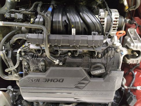 Used 2023 Hyundai Elantra SEL FWD image 30