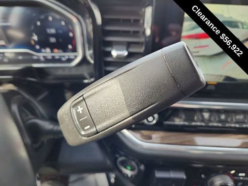 Used 2025 Chevrolet Silverado 2500 LT w/ Convenience Package image 39