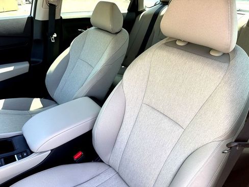 Used 2025 Honda Accord SE image 13