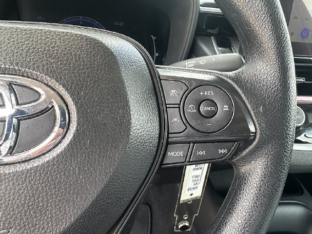 Certified 2026 Toyota Corolla LE FWD image 25