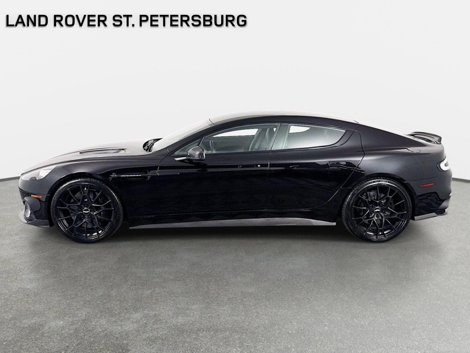 Used 2019 Aston Martin Rapide AMR RWD image 8