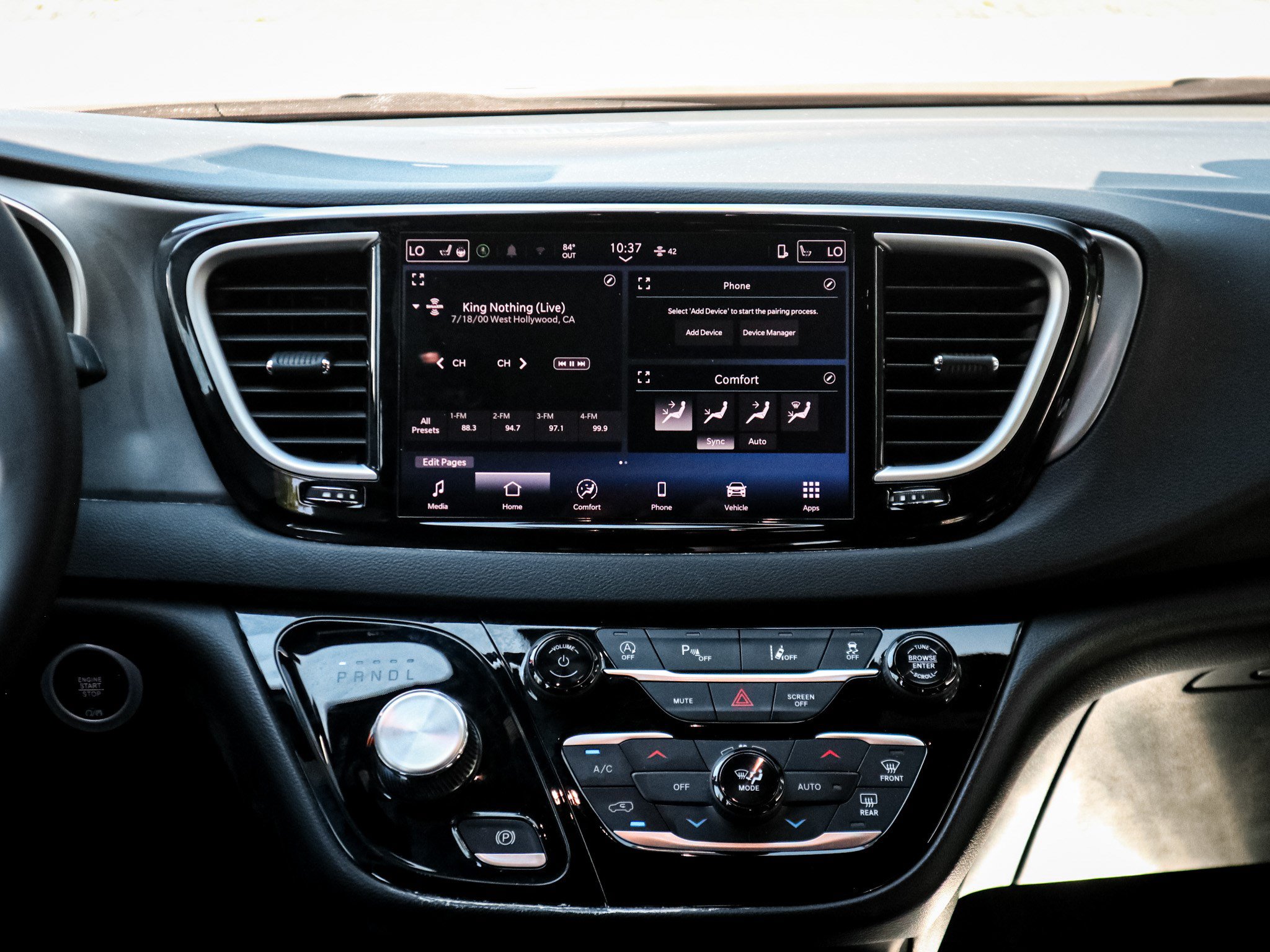 Used 2025 Chrysler Pacifica Select FWD image 28