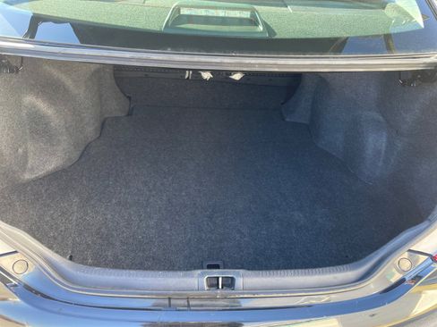 Used 2014 Toyota Camry XLE image 6