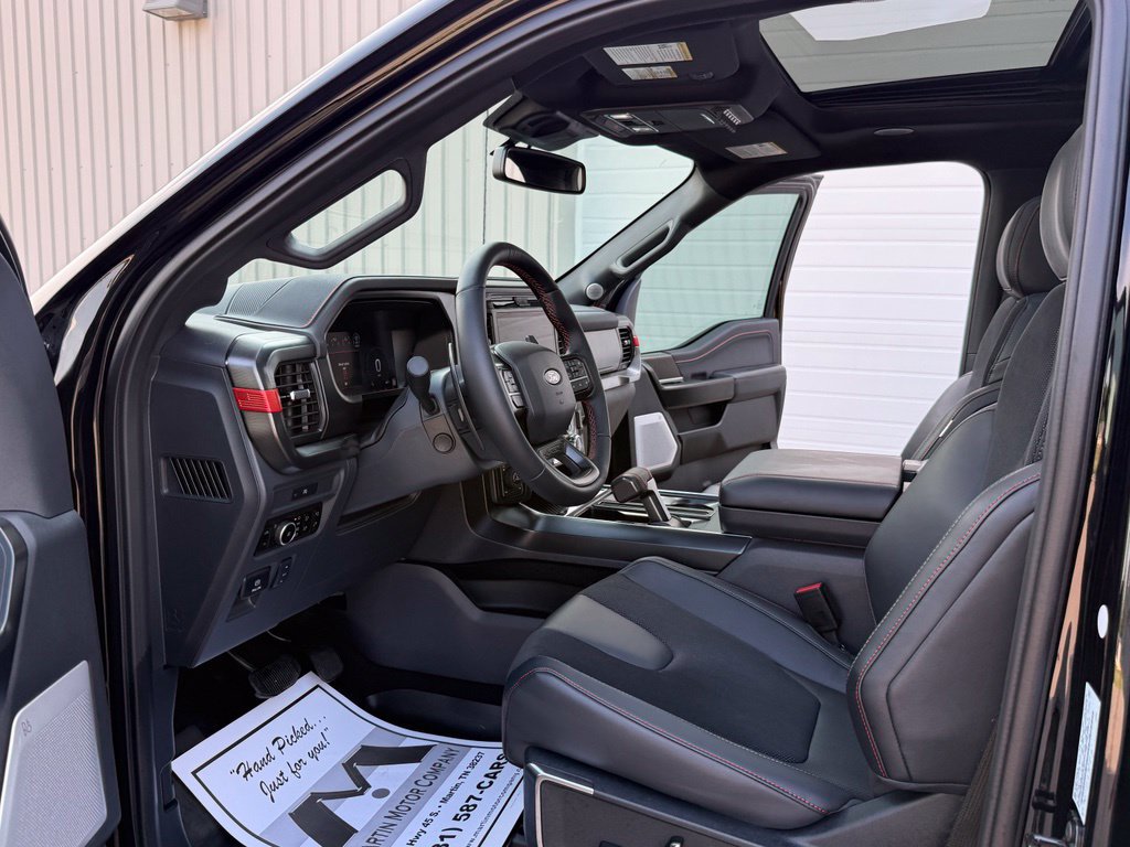 Used 2025 Ford F150 Raptor AWD/4WD image 24
