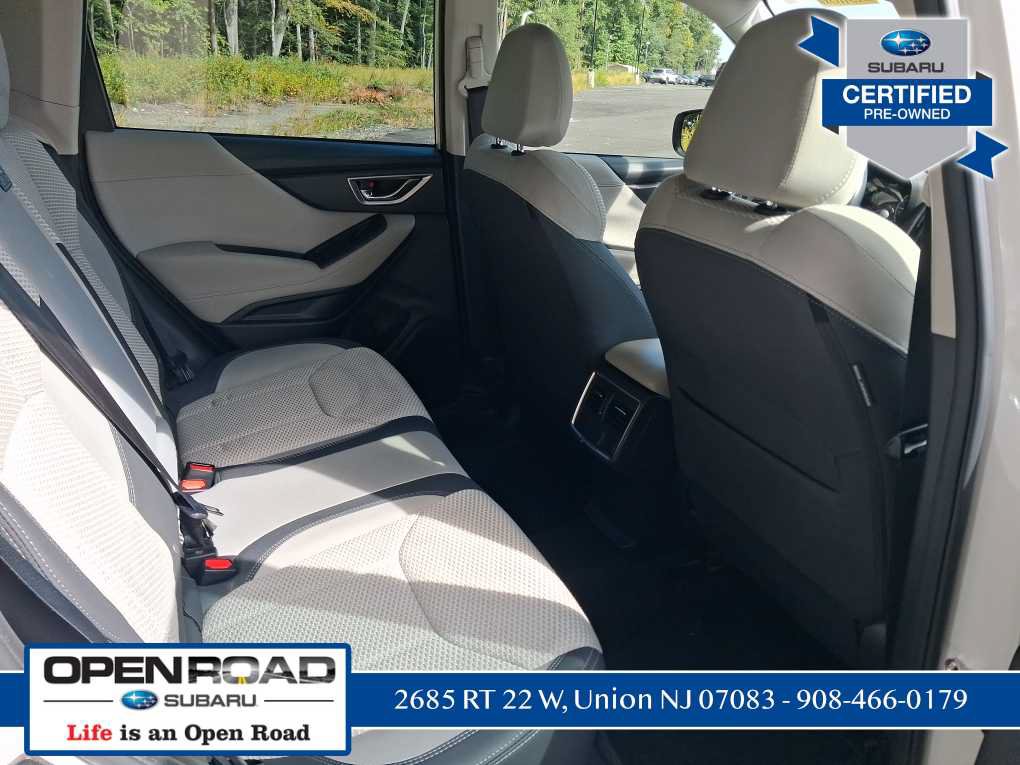 Certified 2023 Subaru Forester Premium AWD/4WD image 17