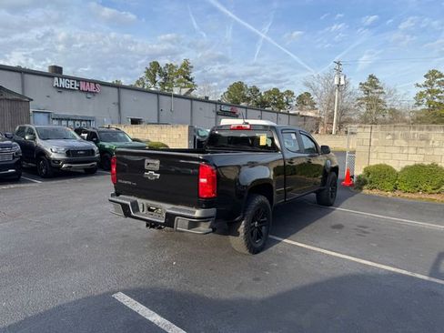 Used 2020 Chevrolet Colorado W/T w/ Custom Special Edition image 8