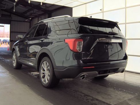 Used 2022 Ford Explorer Limited w/ Equipment Group 301A image 13